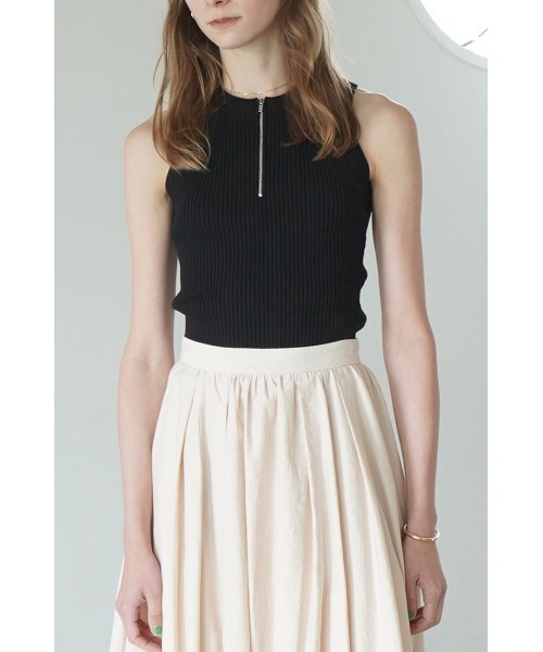 CLANE（クラネ）の「CLANE/クラネ/SLEEVELESS ZIP RIB KNIT TOPS