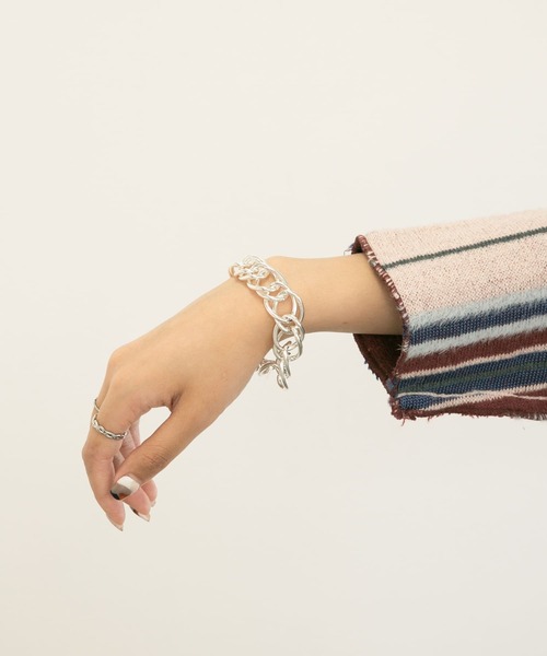 KBF（ケイビーエフ）の「チェーンブレスレット（ブレスレット・レディース・ゴールド/シルバー・ONE）」の2枚目の写真