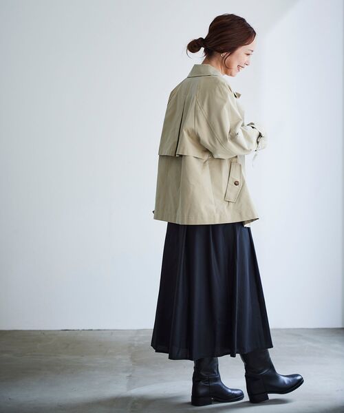 le.coeur blanc（ルクールブラン）の「ツイルショートトレンチ（トレンチコート・レディース・ベージュ/カーキオリーブ・38）」の10枚目の写真