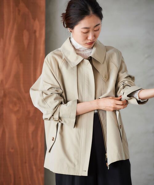le.coeur blanc（ルクールブラン）の「ツイルショートトレンチ（トレンチコート・レディース・ベージュ/カーキオリーブ・38）」の15枚目の写真