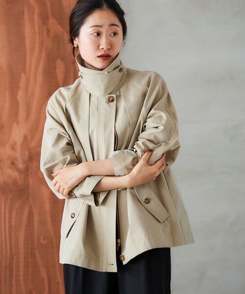 le.coeur blanc（ルクールブラン）の「ツイルショートトレンチ（トレンチコート・レディース・ベージュ/カーキオリーブ・38）」の16枚目の写真