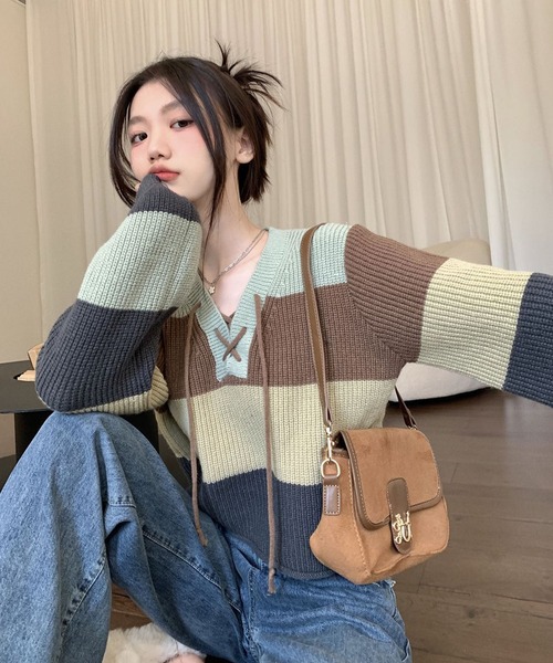 meJane(ミージェーン)の「レースアップランダムボーダーニットプルオーバー(ニット/セーター・レディース・マルチ・FREE)」の7枚目の写真