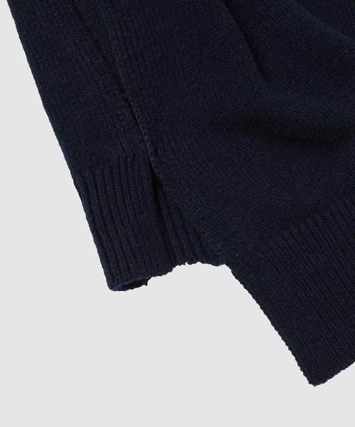 Maison Margiela（メゾンマルジェラ）の「STOLE（ベスト・メンズ・ベージュ/ネイビー・S/M）」の6枚目の写真