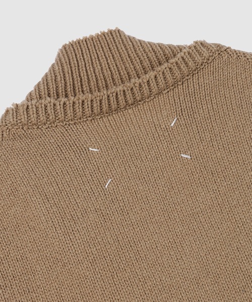 Maison Margiela（メゾンマルジェラ）の「STOLE（ベスト・メンズ・ベージュ/ネイビー・S/M）」の7枚目の写真