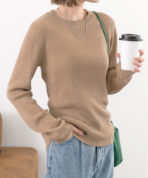 ad thie(アドティエ)の「モックネック ニット(ニット/セーター・レディース・ブラウン/ライトグリーン/ベージュ/ブラック/オフホワイト/オレンジ/パープル・FREE)」の5枚目の写真
