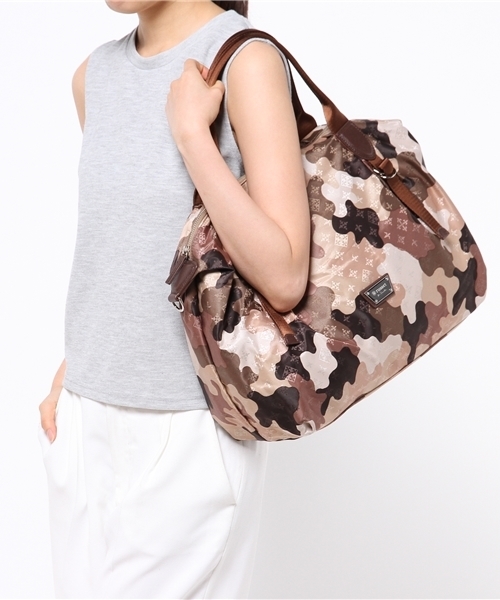 russet for traveller（ラシット　フォー トラベラー）の「シンプルトートバッグ(ショルダー付き)【Tote】（トートバッグ・レディース・カモフラージュ・FREE）」の7枚目の写真