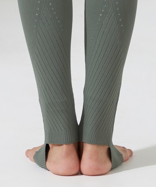 Chacott（チャコット）の「【ノーソーイングニット】リブデザイン