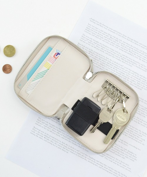 ALTROSE（アルトローズ）の「ダブルスマートキー キーケース スマートキー カードケース（キーケース/キーアクセサリー・レディース・シルバー/グレー/ブラック/アイボリー・FREE）」の8枚目の写真