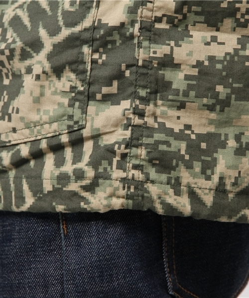 HYSTERIC GLAMOUR(ヒステリックグラマー)の「長袖ミリタリーJK(ミリタリージャケット・メンズ・カーキ/グリーン系カモフラージュ/チャコールグレー・SMALL/LARGE/MEDIUM)」の9枚目の写真