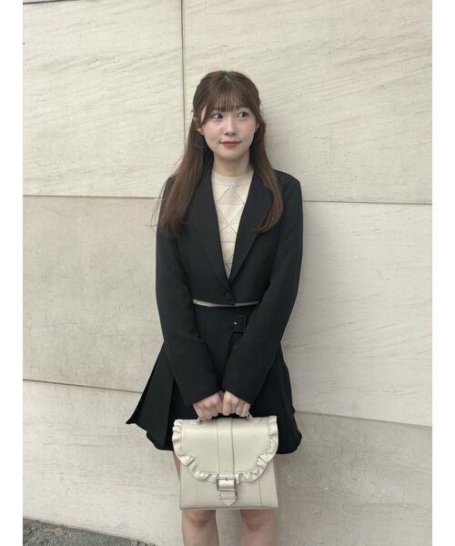 EATME(イートミー)の「ベルテッドフリルフラップバッグ(ショルダーバッグ・レディース・ベージュ/ブラック・FREE)」の21枚目の写真