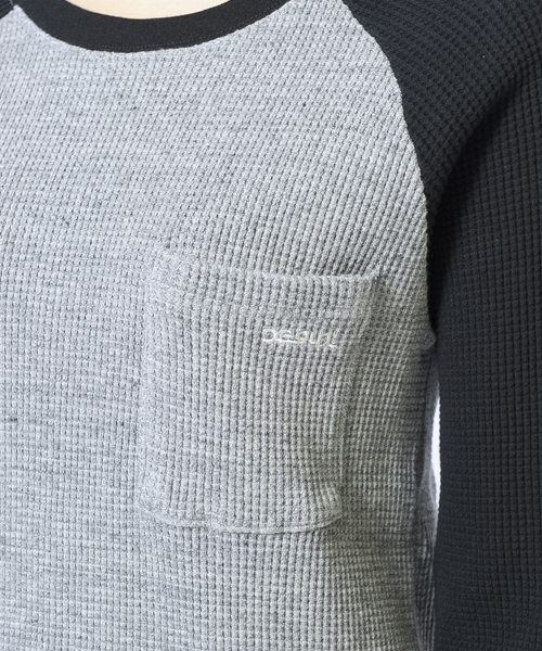 X-girl（エックスガール）の「WAFFLE B/B TEE（Tシャツ/カットソー・レディース・ホワイト/アッシュ/ネイビー・1/2）」の4枚目の写真