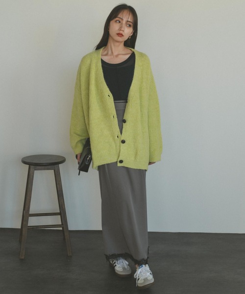 VANNIE U(ヴァニーユー)の「ミックスオーバーVネックカーディガン(ニット/セーター・レディース・ネイビー/イエロー/ライトグリーン/ピンク/ライトブルー・FREE)」の19枚目の写真