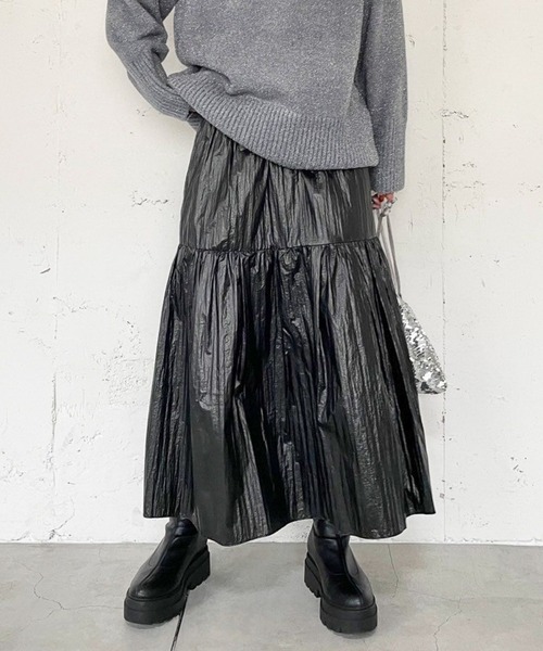 LOWRYS FARM(ローリーズファーム)の「アソートギャザーロングスカート 989257(スカート・レディース・ブラック/シルバー/チャコールグレー/グリーン・FREE)」の11枚目の写真
