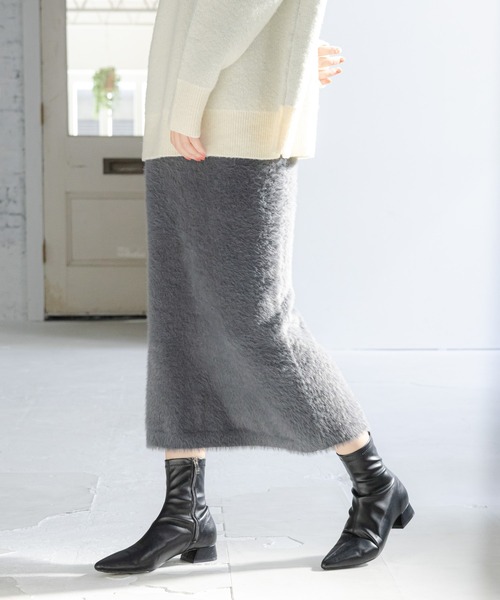 LAKOLE（ラコレ）の「7ゲージシャギータイトスカート / 995724（スカート・レディース・ライトブルー/チャコールグレー/アイボリー・SMALL/MEDIUM）」の2枚目の写真