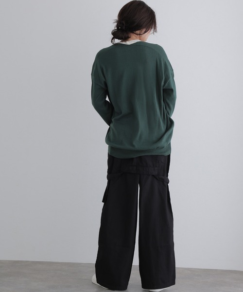 ElegChic(エレグシック)の「Vネックサイド タック セーター(ニット/セーター・レディース・ダークグリーン/ベージュ系その他/ブラック/バーガンディー/オフホワイト・4L/XL/M)」の10枚目の写真