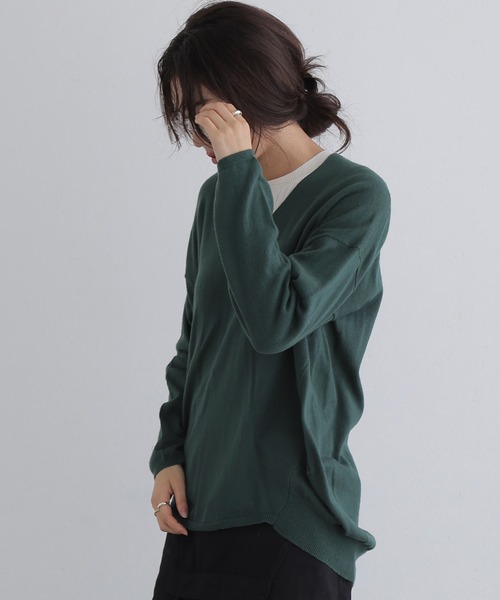 ElegChic(エレグシック)の「Vネックサイド タック セーター(ニット/セーター・レディース・ダークグリーン/ベージュ系その他/ブラック/バーガンディー/オフホワイト・4L/XL/M)」の12枚目の写真