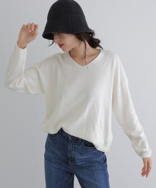 ElegChic(エレグシック)の「Vネックサイド タック セーター(ニット/セーター・レディース・ダークグリーン/ベージュ系その他/ブラック/バーガンディー/オフホワイト・4L/XL/M)」の15枚目の写真