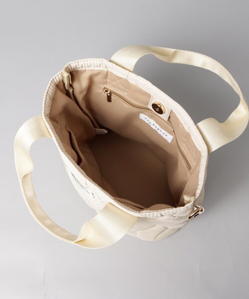 THE SHOP TK （ザ ショップ ティーケー ）の「◆キルティングランチトート（トートバッグ・レディース・アイボリー/ブラック/ベージュ/カーキ・00）」の16枚目の写真