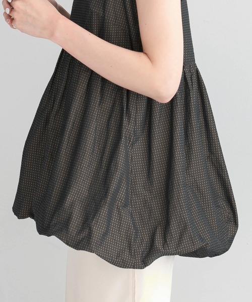 URBAN RESEARCH ROSSO WOMEN（アーバンリサーチ　ロッソ）の「バルーンキャミブラウス（シャツ/ブラウス・レディース・ブラウン系その他/ブラック・FREE）」の11枚目の写真