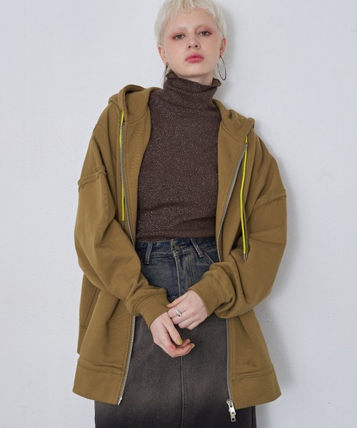 casane(カサネ)の「ビックシルエットジップパーカー(パーカー・レディース・カーキ/ブラック・FREE)」の13枚目の写真