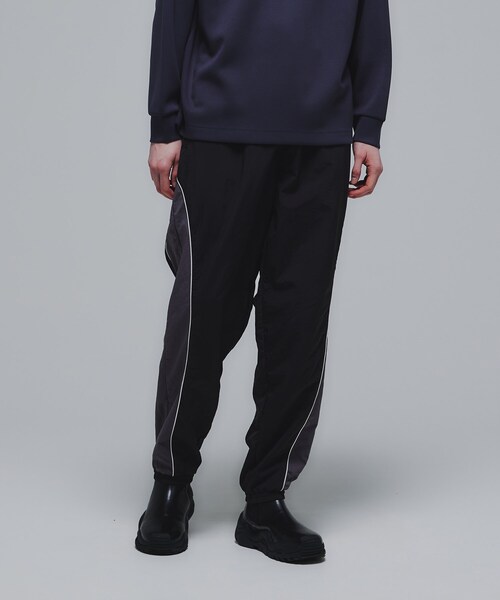 tk.TAKEO KIKUCHI（ティーケータケオキクチ）の「◆ナイロンジョガーパンツ（セットアップ対応）（その他パンツ・メンズ・ブラック/ブラック系4/グレー系4・02/03）」の3枚目の写真