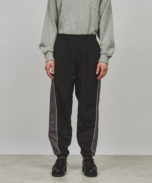 tk.TAKEO KIKUCHI（ティーケータケオキクチ）の「◆ナイロンジョガーパンツ（セットアップ対応）（その他パンツ・メンズ・ブラック/ブラック系4/グレー系4・02/03）」の4枚目の写真