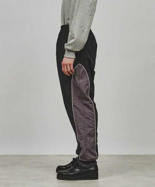 tk.TAKEO KIKUCHI（ティーケータケオキクチ）の「◆ナイロンジョガーパンツ（セットアップ対応）（その他パンツ・メンズ・ブラック/ブラック系4/グレー系4・02/03）」の5枚目の写真