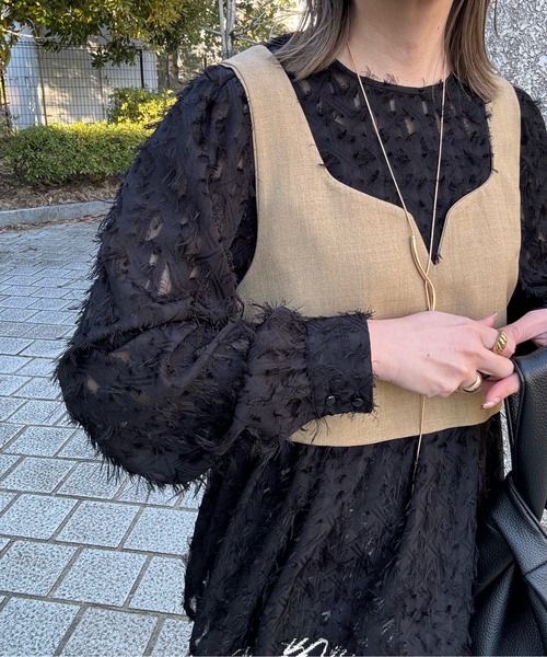 y/m by misato(イムバイミサト)の「シアージャガード袖ボリュームブラウス(シャツ/ブラウス・レディース・ブラック/アイボリー/グレー・FREE)」の3枚目の写真