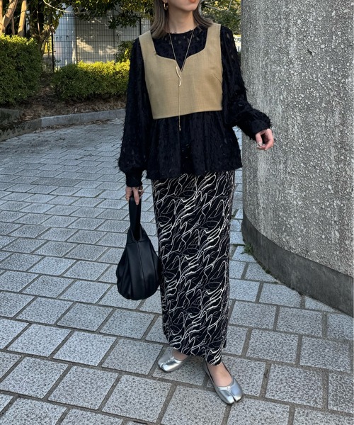 y/m by misato(イムバイミサト)の「シアージャガード袖ボリュームブラウス(シャツ/ブラウス・レディース・ブラック/アイボリー/グレー・FREE)」の13枚目の写真