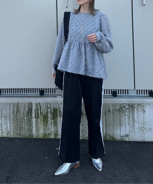 y/m by misato(イムバイミサト)の「シアージャガード袖ボリュームブラウス(シャツ/ブラウス・レディース・ブラック/アイボリー/グレー・FREE)」の22枚目の写真