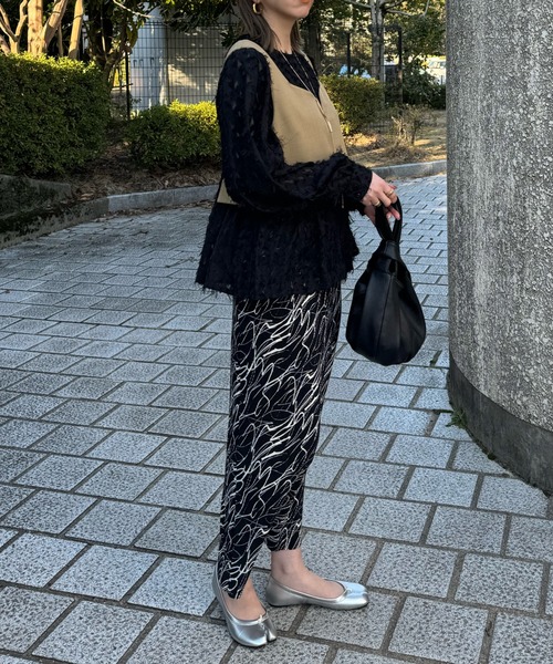 y/m by misato(イムバイミサト)の「シアージャガード袖ボリュームブラウス(シャツ/ブラウス・レディース・ブラック/アイボリー/グレー・FREE)」の14枚目の写真