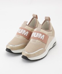 MUUM ロゴスニーカー