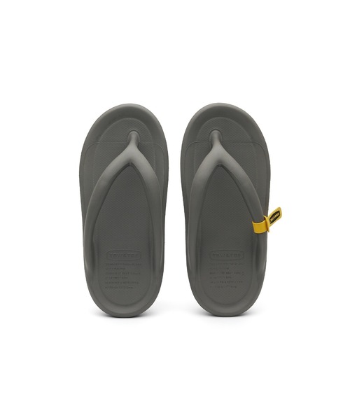 TAW&TOE（トーアンドトー）の「ゼロビティ フリップフロップ OG（サンダル・レディース・クリーム/サンドグレー/チャコール/ネイビー/オリーブ/グレイッシュベージュ/ブラック・25cm/24cm/26cm/23cm/27cm）」の18枚目の写真