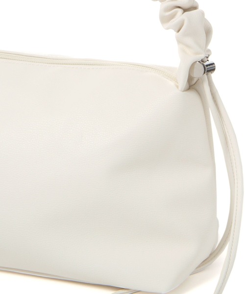 LAKOLE（ラコレ）の「ギャザー2WAYアソート / 111768（ショルダーバッグ・レディース・ブラック系その他/アイボリー/ブラック/グリーン・FREE）」の19枚目の写真