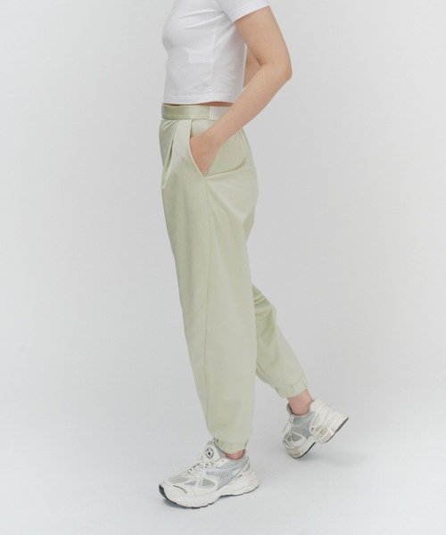 THINGS THAT MATTER（シングス ザット マター）の「NEW SATIN JERSEY JOG PANTS / ニューサテンジャージジョグパンツ（その他パンツ・レディース・ブラック/ベージュ/ライム/ライトグレー・1/2）」の18枚目の写真