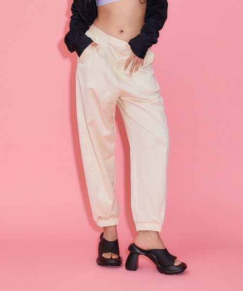 THINGS THAT MATTER（シングス ザット マター）の「NEW SATIN