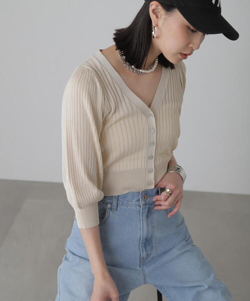 FREE'S MART（フリーズマート）の「◆シアーリブＶネックニットカーディガン（カーディガン/ボレロ・レディース・ブラック/ピンク/ブルー/ベージュ・FREE）」の15枚目の写真