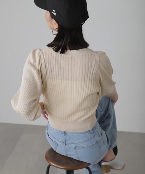 FREE'S MART（フリーズマート）の「◆シアーリブＶネックニットカーディガン（カーディガン/ボレロ・レディース・ブラック/ピンク/ブルー/ベージュ・FREE）」の7枚目の写真