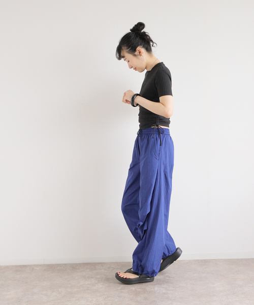 JOINT WORKS(ジョイントワークス)の「【Calvin Klein Jeans / カルバン クライン ジーンズ】 A-SS FASHION Y2K RIB(Tシャツ/カットソー・レディース・ブラック・SMALL)」の11枚目の写真