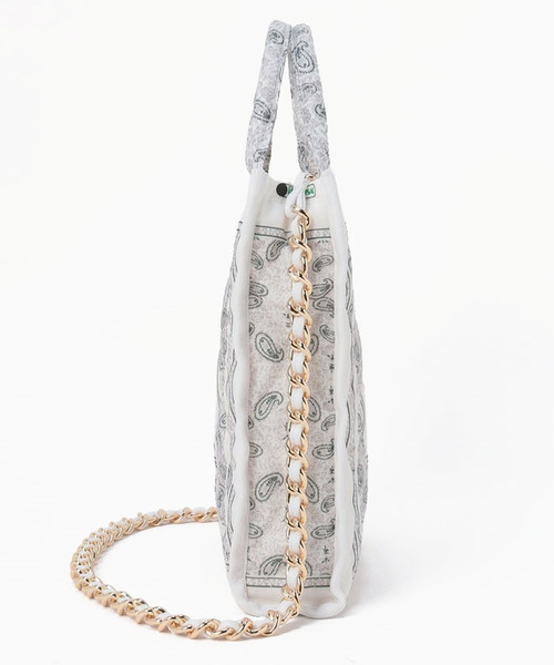 ★LeSportsac★ Bandana White Small Chain Quilt Tote Bag 1485 LeSportsac Bandana White Small Chain Quilt Tote - White