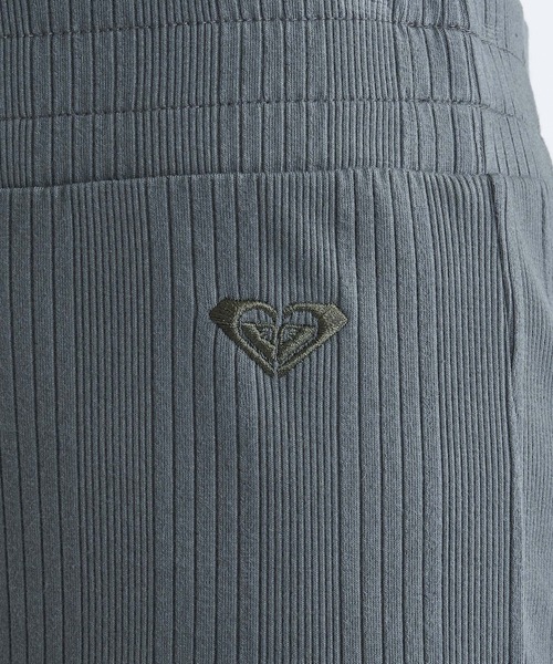 ROXY（ロキシー）の「AZUL PANTS/ロキシーウエストゴムリラックスロングフレアパンツ（その他パンツ・レディース・カーキ/ブラック/ターコイズブルー・MEDIUM/LARGE/SMALL）」の17枚目の写真