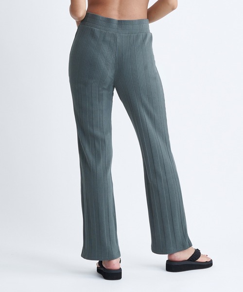 ROXY（ロキシー）の「AZUL PANTS/ロキシーウエストゴムリラックスロングフレアパンツ（その他パンツ・レディース・カーキ/ブラック/ターコイズブルー・MEDIUM/LARGE/SMALL）」の5枚目の写真