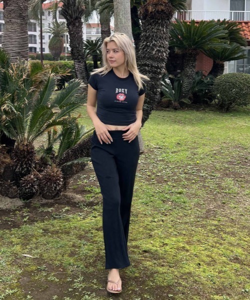 ROXY（ロキシー）の「AZUL PANTS/ロキシーウエストゴムリラックスロングフレアパンツ（その他パンツ・レディース・カーキ/ブラック/ターコイズブルー・MEDIUM/LARGE/SMALL）」の19枚目の写真