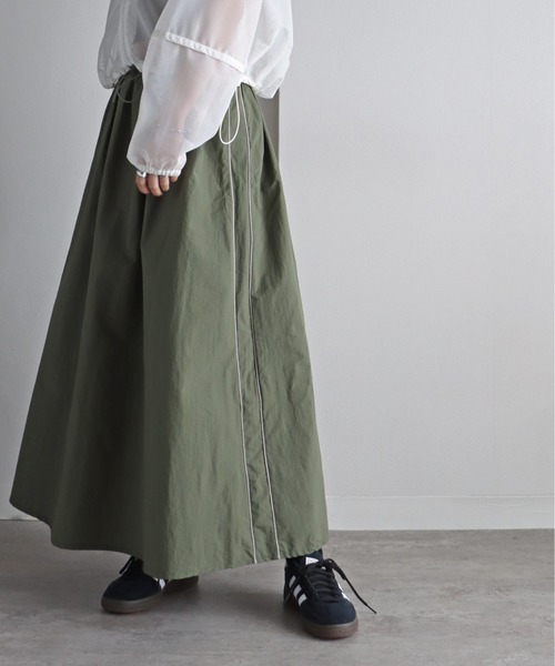 セール】パイピングサイドラインナイロンスカート（スカート
