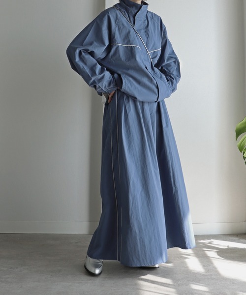 COURO（コウロ）の「パイピングサイドラインナイロンスカート（スカート・レディース・アイボリー/ブラック/オリーブ/ブルー・M/L）」の19枚目の写真