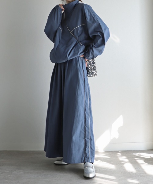 COURO（コウロ）の「パイピングサイドラインナイロンスカート（スカート・レディース・アイボリー/ブラック/オリーブ/ブルー・M/L）」の20枚目の写真