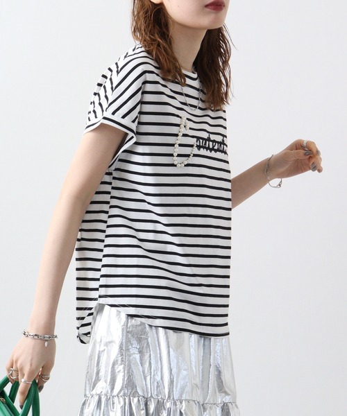 EGLANTINE(エグランティーヌ)の「Eglantine パール付カットソー(Tシャツ/カットソー・レディース・ブラック×ホワイト/ライトグレー/ネイビー/ネイビー×ホワイト/サーモンピンク/オフホワイト・40)」の21枚目の写真
