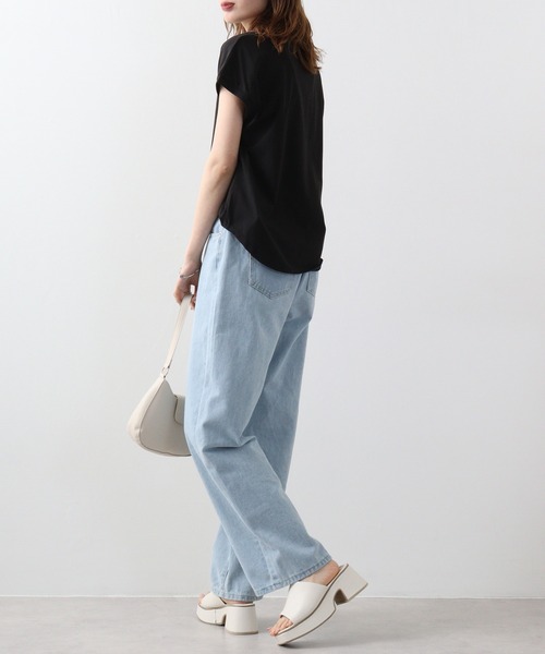 EGLANTINE(エグランティーヌ)の「Eglantine パール付カットソー(Tシャツ/カットソー・レディース・ブラック×ホワイト/ライトグレー/ネイビー/ネイビー×ホワイト/サーモンピンク/オフホワイト・40)」の12枚目の写真