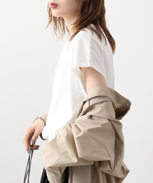 EGLANTINE(エグランティーヌ)の「Eglantine パール付カットソー(Tシャツ/カットソー・レディース・ブラック×ホワイト/ライトグレー/ネイビー/ネイビー×ホワイト/サーモンピンク/オフホワイト・40)」の15枚目の写真