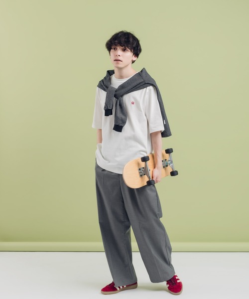 MUHET(ミュエータ)の「アソートボーダーTシャツ(Tシャツ/カットソー・レディース・オフホワイト/アイボリー/カーキ/ブラック・MEDIUM/X-LARGE)」の13枚目の写真